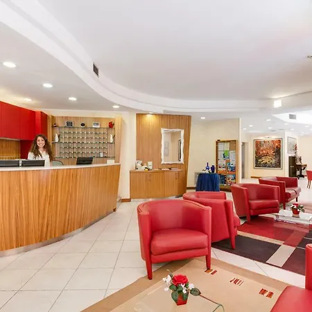 Aris Hotel
