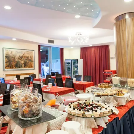 Aris Hotel
